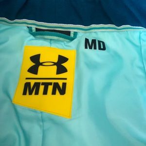 Women’s snow pants